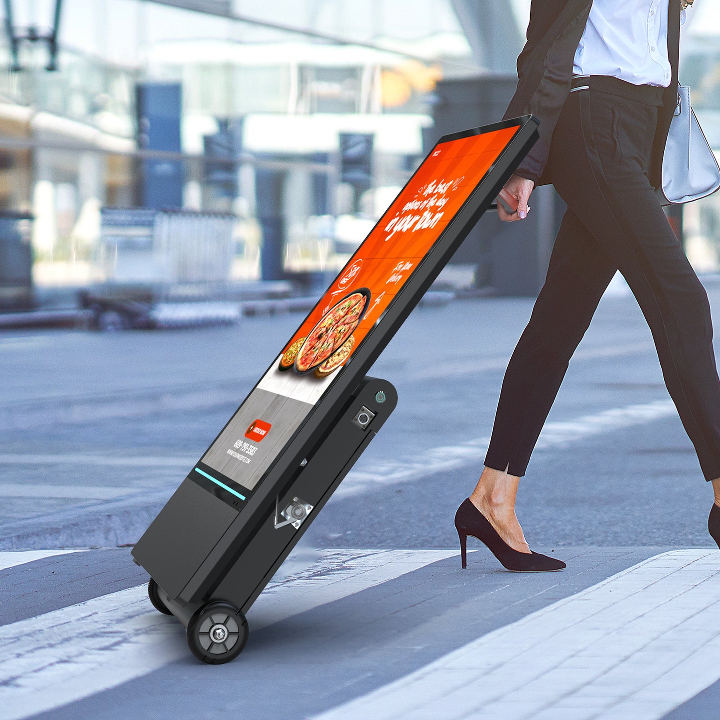 43'' Portable Outdoor Digital Signage Display